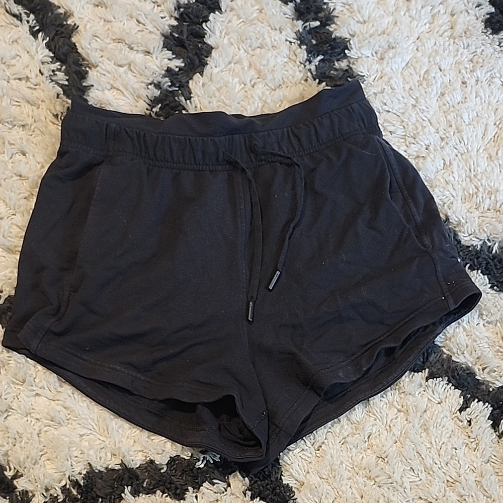 Lululemon Modal Shorts 6 Black